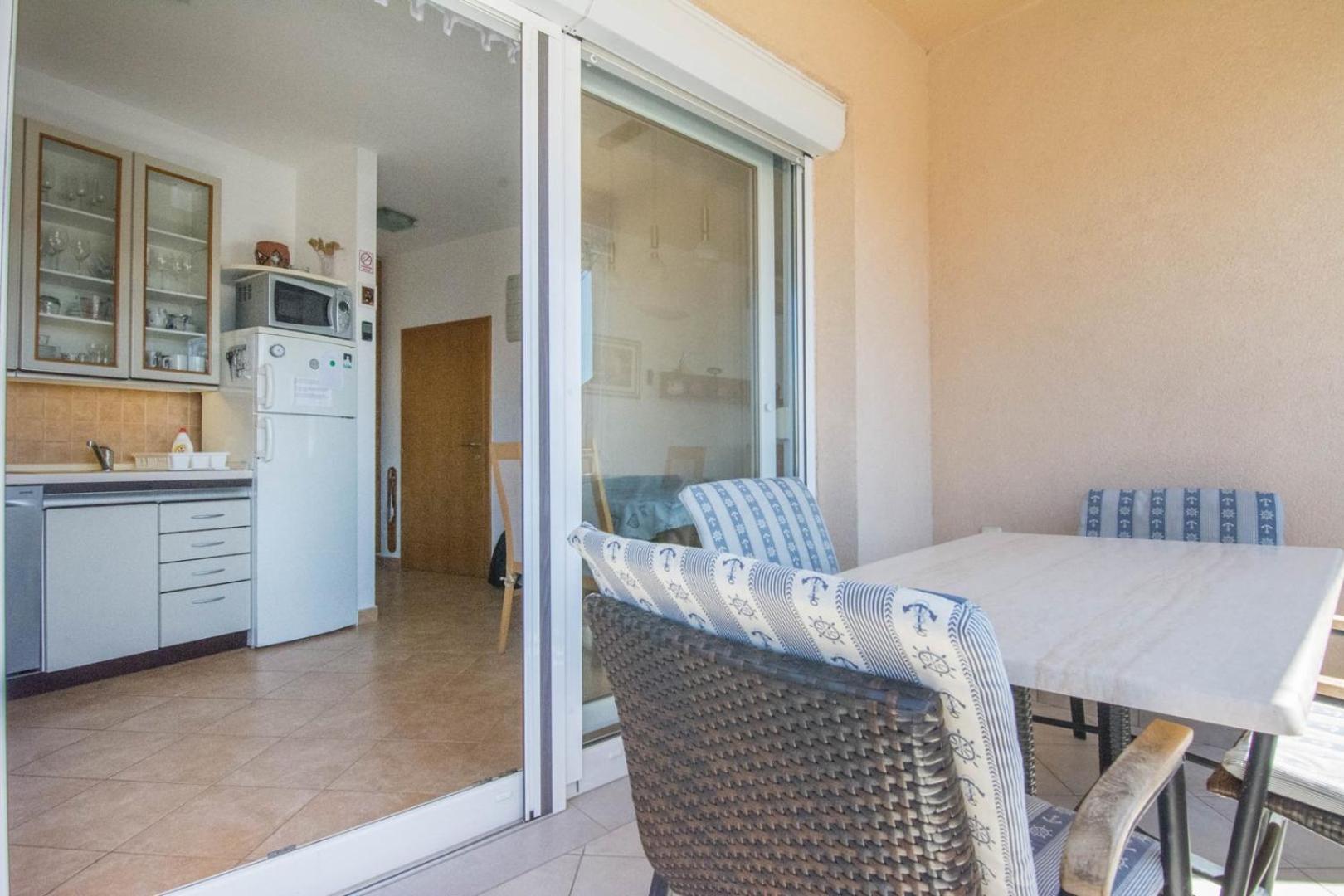 Spacious Apartment On A Great Location -Apartment Kuhta Biograd Na Moru Exterior foto